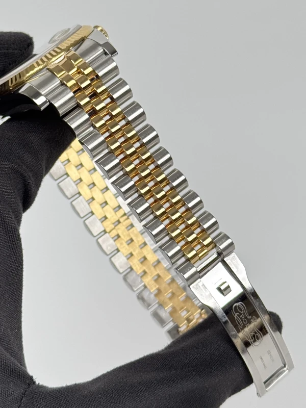 Rolex 36mm Steel and Yellow Gold  116233 6