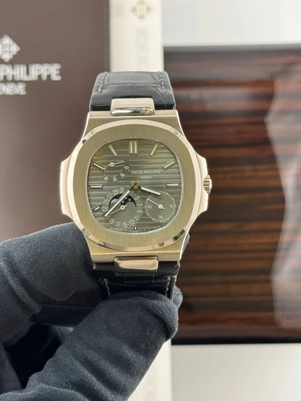 Patek Philippe 5712 5712G-001 2