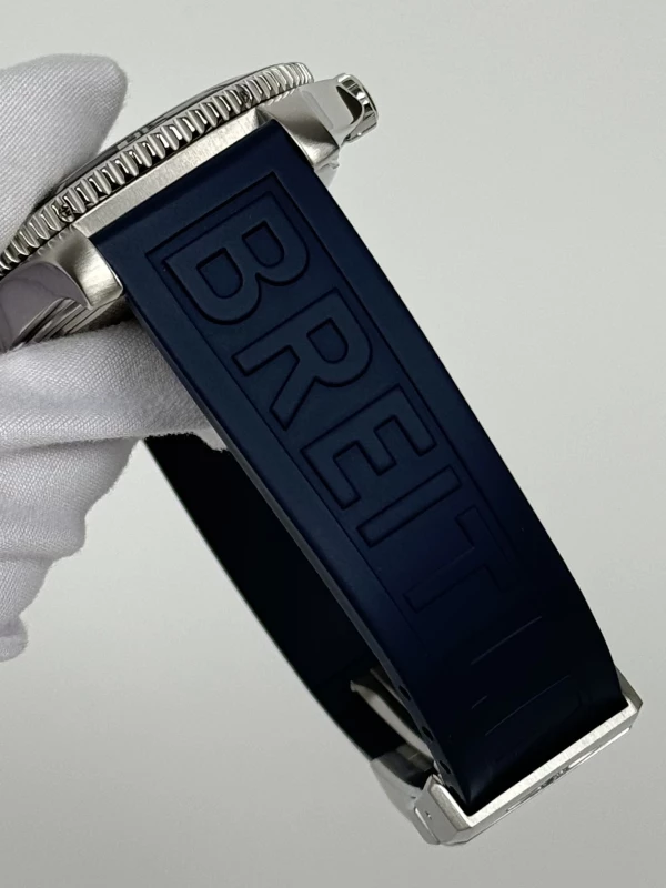 Breitling 44 A1739102/BA79-200S 7
