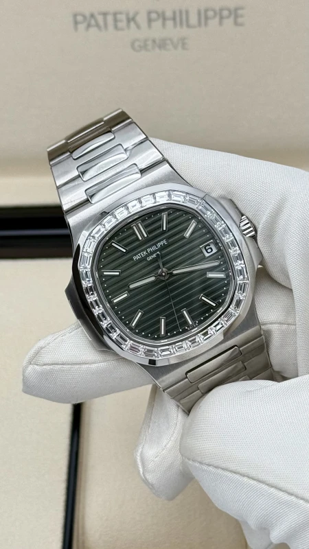 Patek Philippe 5711/1 5711/1300A-001 8