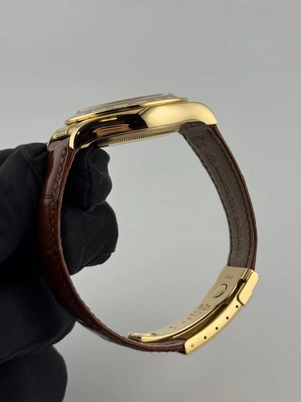 Rolex Cosmograph 40mm Yellow Gold 116518-0073 7