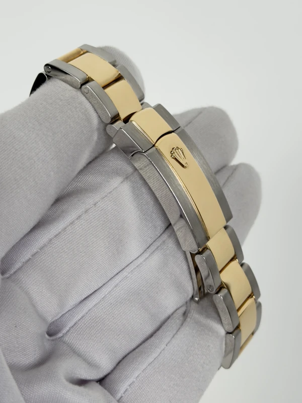 Rolex 36mm Steel and Yellow Gold 126233-0038 4