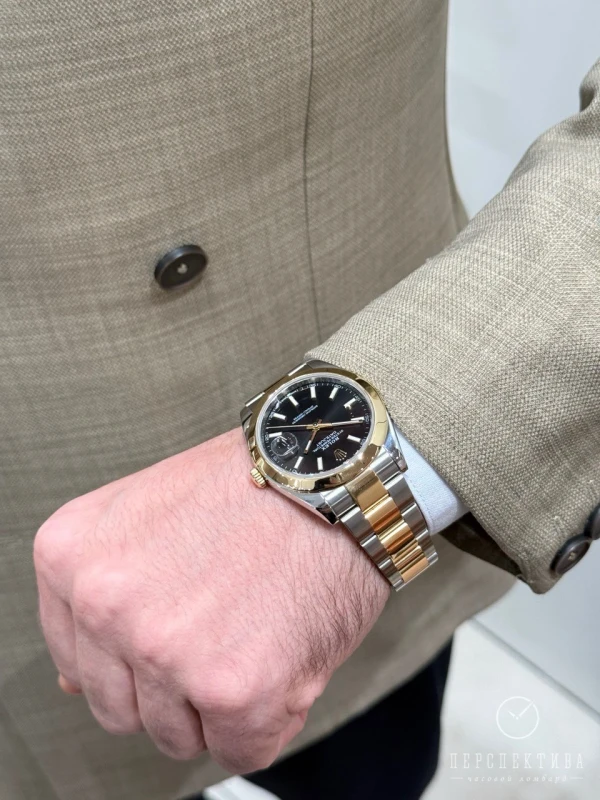 Rolex 41 mm, Oystersteel and yellow gold 126303-0013 3
