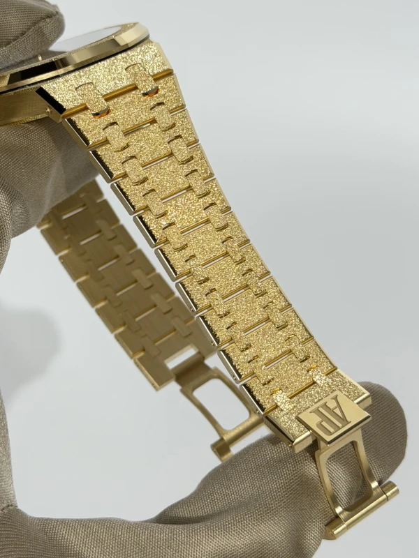 Audemars Piguet Selfwinding 37 mm Special edition  15550BA.GG.1356BA.01 3