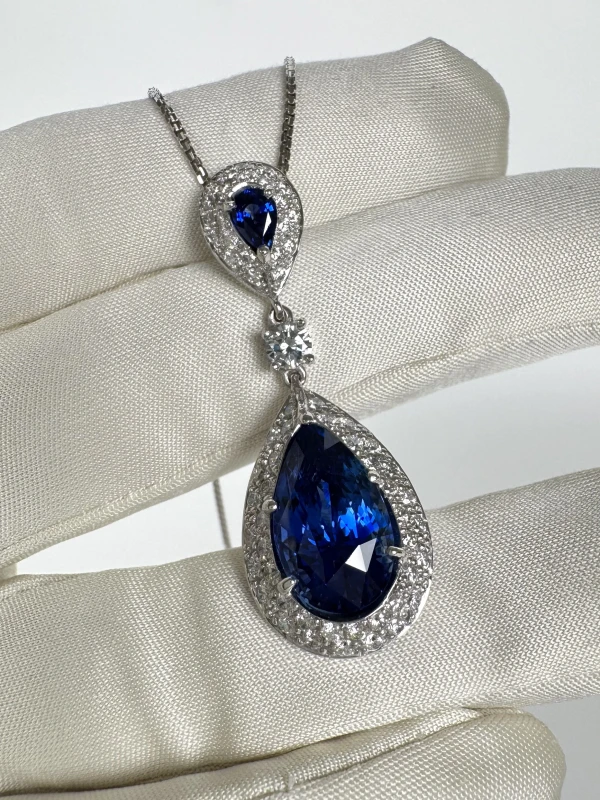 PEAR SAPPHIRE 8.56 CT BLUE PENDANT (GRS) 8.56сt 5