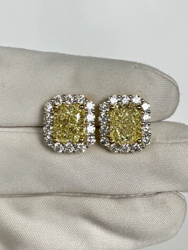 No name DIAMOND 3.02 - 3.02 CT FANCY LIGHT YELLOW/VVS2-VS1 EARRINGS (GIA) 7515-3.02-3.02 CT FLY 4