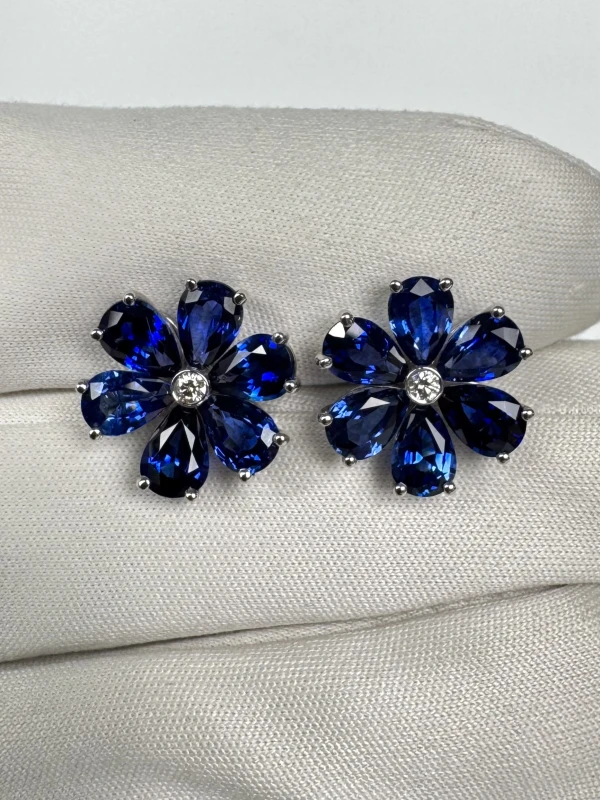 DeRosa FLOWER SAPPHIRE 5.91 CT "ROYAL BLUE" EARRINGS E956953 3