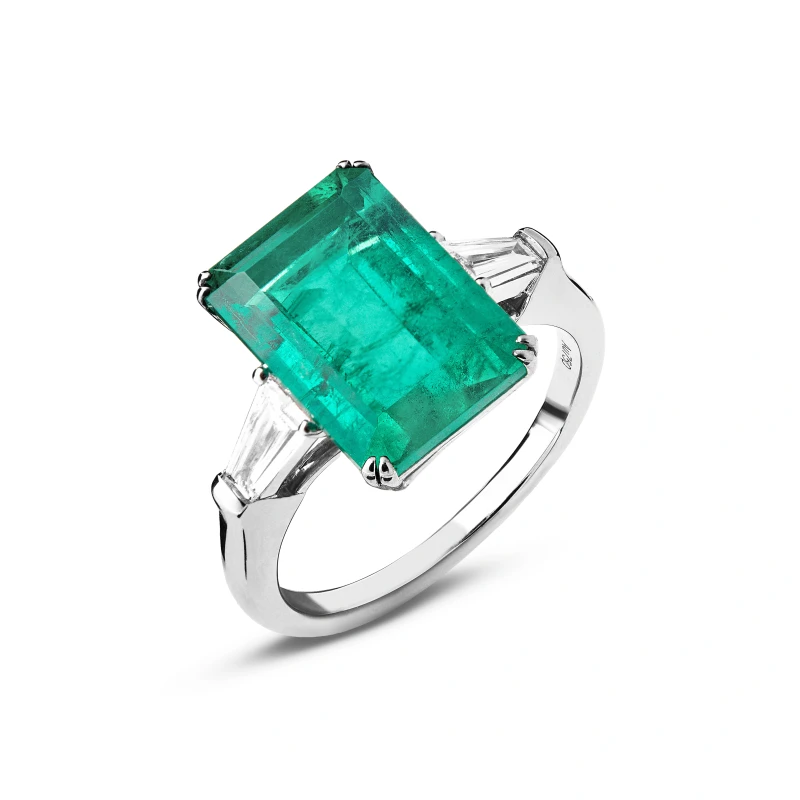 EMERALD DIAMOND 5.08 CT RING (SIZE 55)