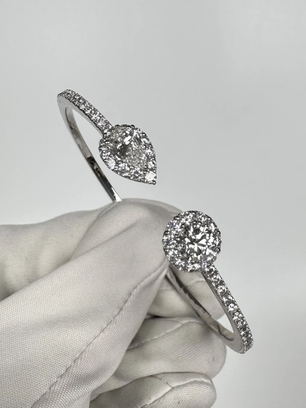 GRAFF Icon Round and Pear Shape Open Diamond Bangle (SIZE M) RGB504-165 3