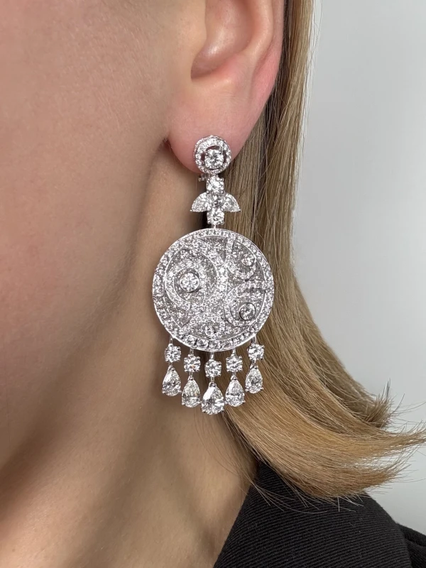Graff DIAMOND ON DIAMOND, Earrings (XXL MODEL) RGE21.00 2