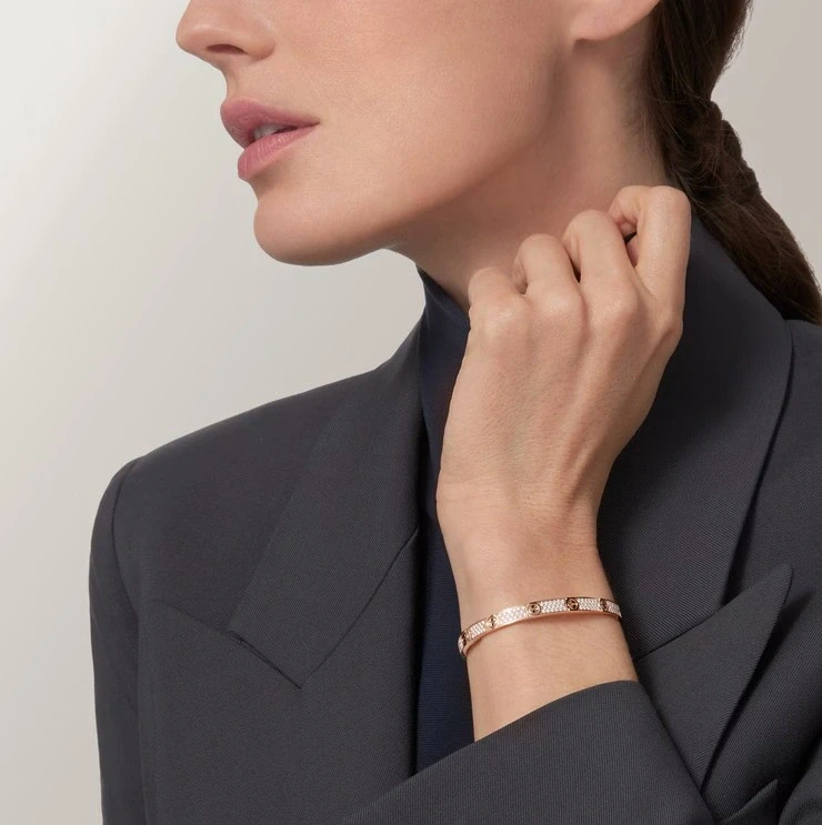 Cartier LOVE bracelet, medium model, paved (SIZE 17) N6736017 2