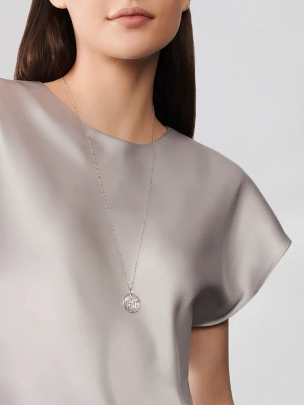 Van Cleef & Arpels. Zodiaque medal Tauri (Taurus) VCARPNHJ00 3