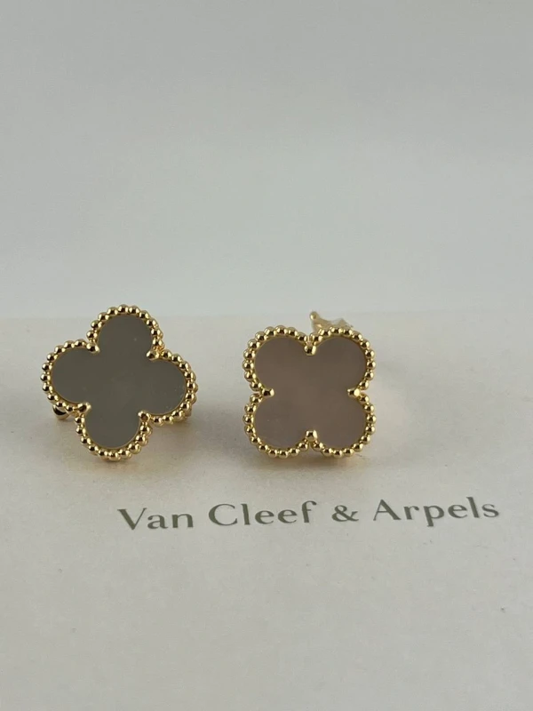 Van Cleef & Arpels VINTAGE ALHAMBRA EARRINGS VCARA44100 4