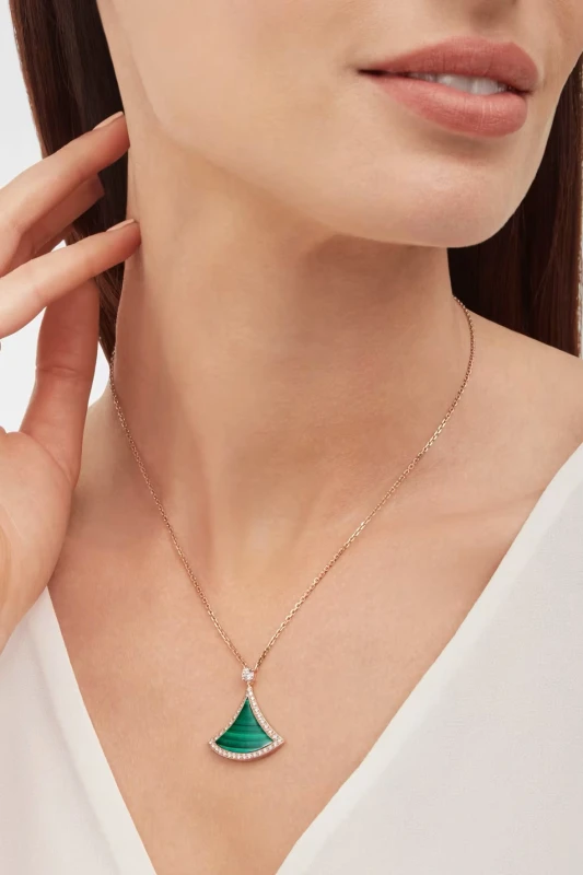 Bvlgari DIVAS’ DREAM NECKLACE 358893 3