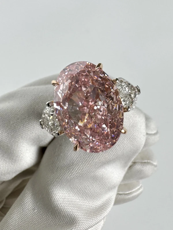 No name OVAL DIAMOND 10.02 CT FANCY INTENSE PINK*/VVS2 RING (GIA) nn 10.02 FIP/VVS2 4
