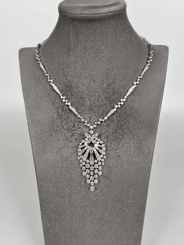 Graff Butterfly Diamond 16.00 ct Necklace RGN16.00 3