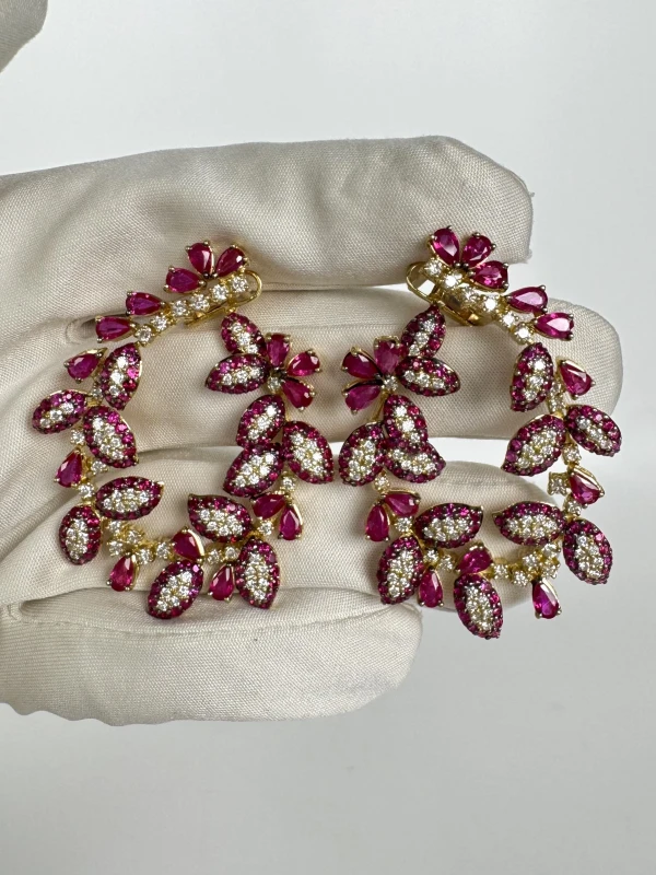 Earrings without a brand СЕРЬГИ С РУБИНАМИ И БРИЛЛИАНТАМИ, YELLOW GOLD leaves with rubies 3