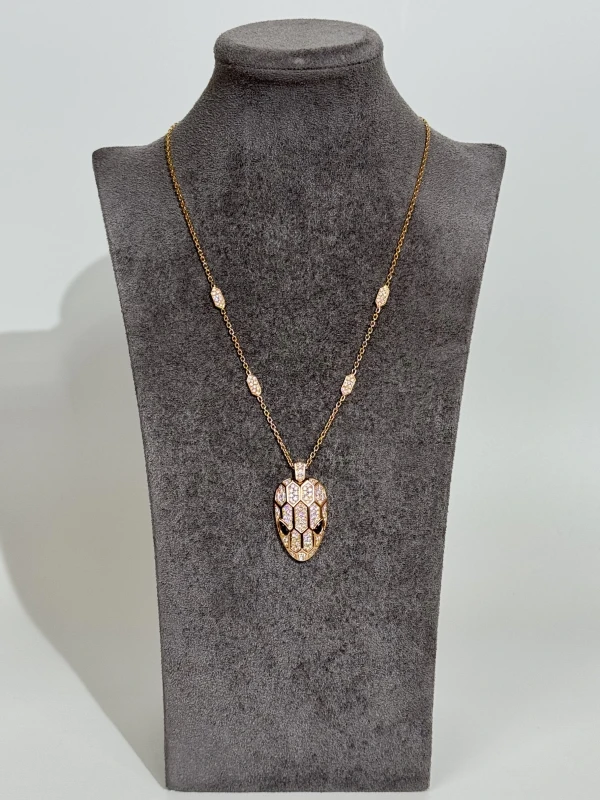 Bvlgari SERPENTI SEDUTTORI NECKLACE 352725 3