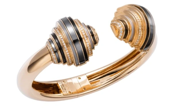 Nouvelle Vague de Cartier Bracelet (SIZE 16)