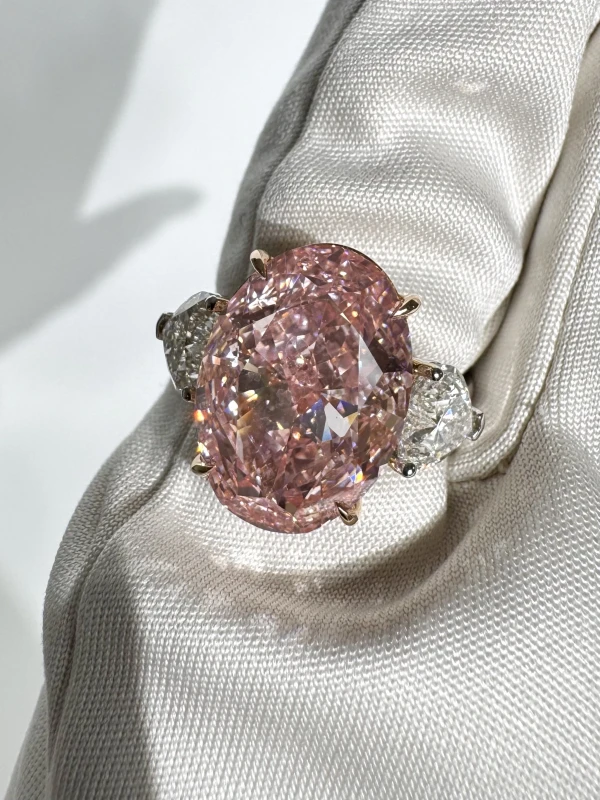 No name OVAL DIAMOND 10.02 CT FANCY INTENSE PINK*/VVS2 RING (GIA) nn 10.02 FIP/VVS2 7