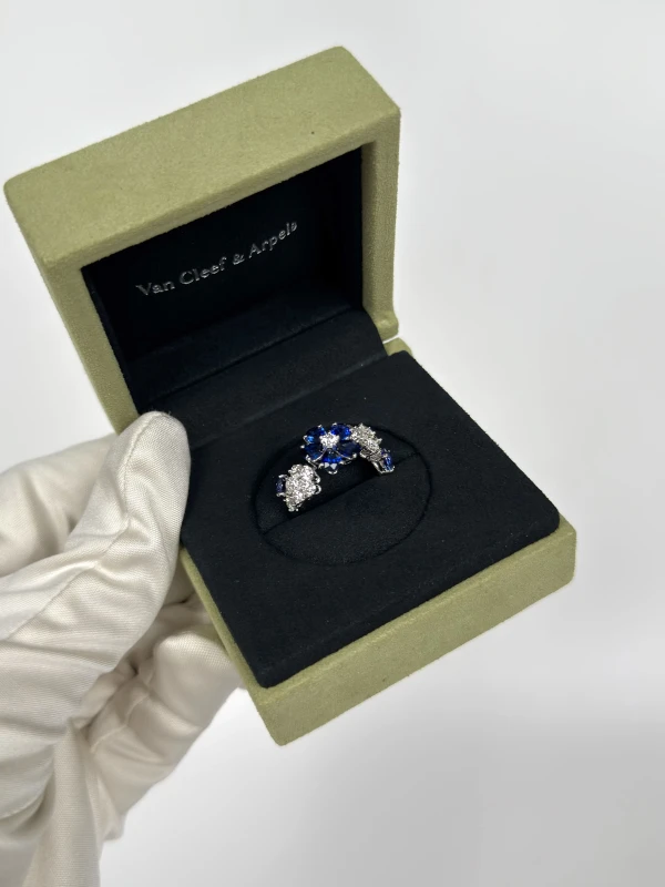 Van Cleef & Arpels FOLIE DES PRES RING VCARP05700 5
