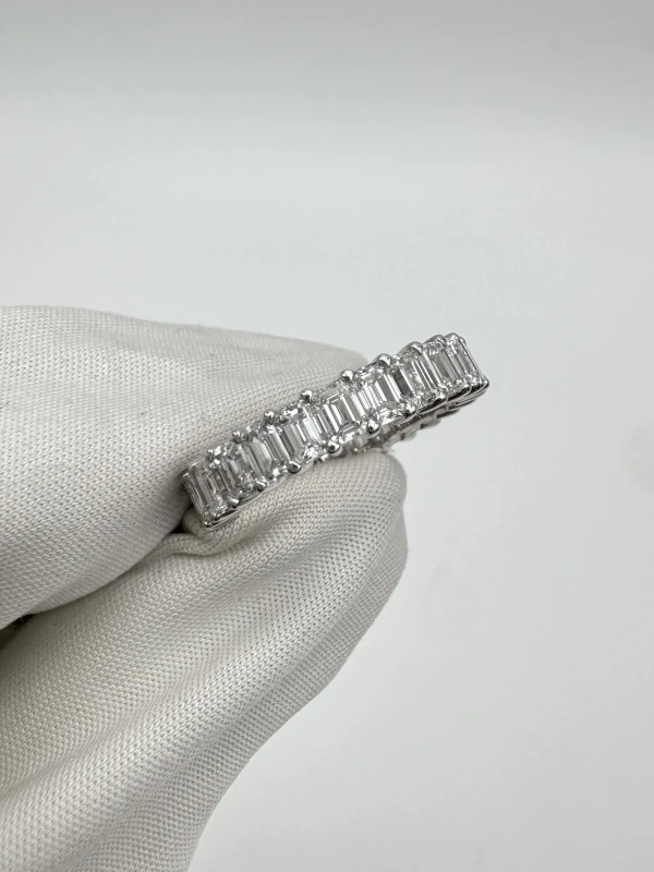 GRAFF EMERALD DIAMONDS RING (SIZE 52) RGET118 2