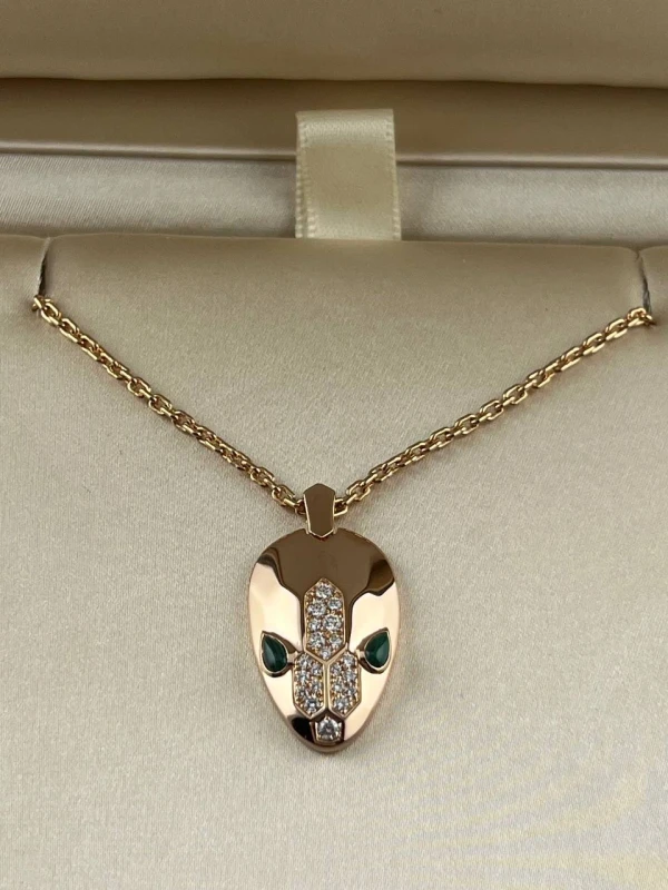 Bvlgari SERPENTI NECKLACE 352678 3