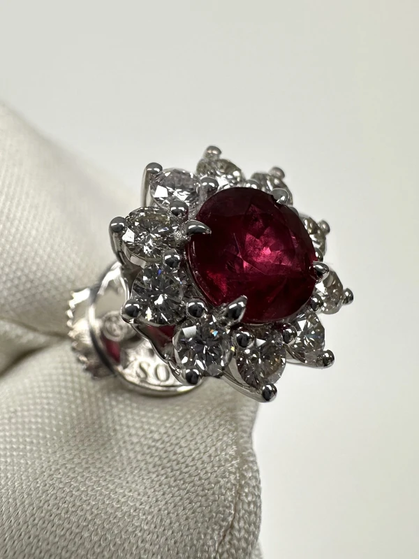 DeRosa Ruby 2.63 ct and Diamond 1,30 ct Earrings E5963931 5