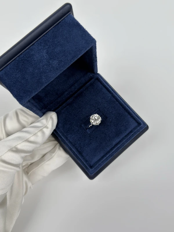 СЕРЬГИ NO NAME ROUND DIAMOND 4.01 D/VVS2 RING (GIA) NN4.01D 6
