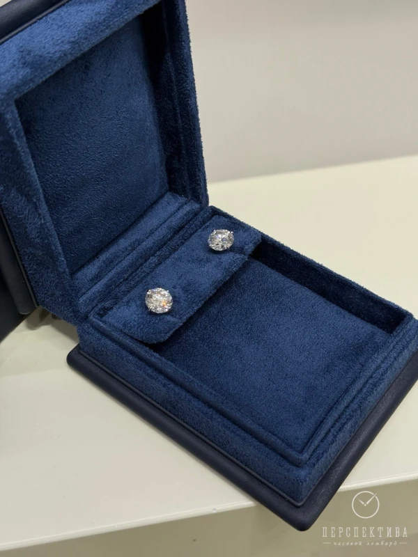 Earrings without a brand ROUND DIAMOND STUD 3.16-3.00 CT G/VS1 (GIA) NN3.16-3.00 CT G/VS1 3