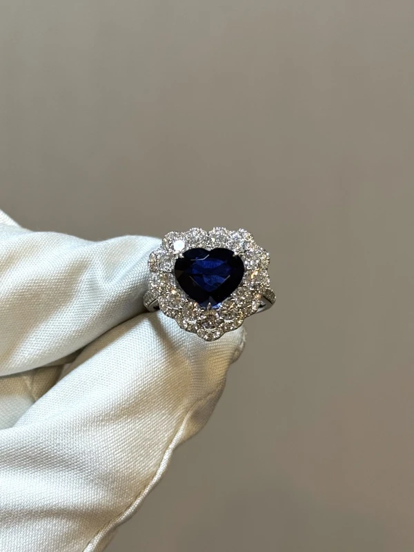 Earrings without a brand HEART SAPPHIRE AND DIAMOND 3.10CT RING (NOT HEATED) NN3.10CT 2