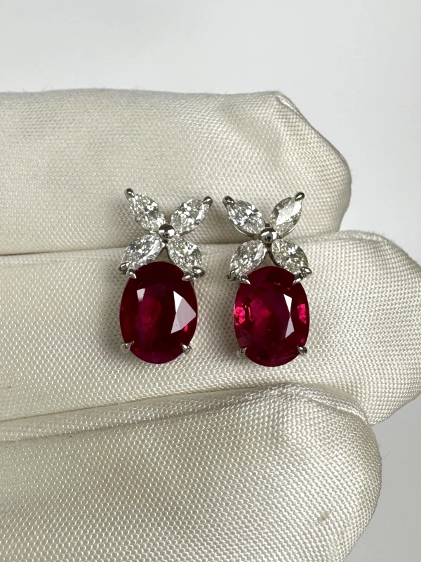 Tiffany & Co VICTORIA DIAMOND AND RUBY EARRINGS TCO1703 3