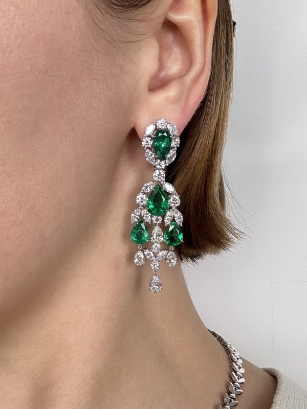 RalfDiamonds EMERALD 40.5 CT & DIAMOND SET EM 40.5 CT 5