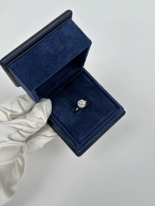 СЕРЬГИ NO NAME ROUND DIAMOND 3.02 CT M/SI1 RING (GIA) NN3.02CT M/SI1 (GIA) 6