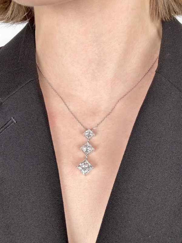 Earrings without a brand DIAMOND 8.68 CT H-I/VVS-SI PENDANT (GIA) NN8.68 CT 2