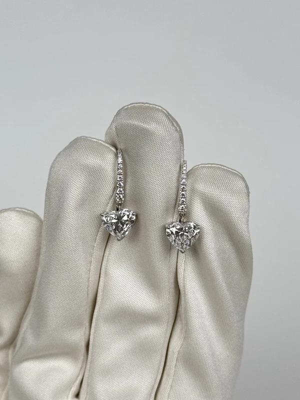 СЕРЬГИ NO NAME HEART DIAMOND 2.02 - 2.01 CT D/VVS2-VS1 EARRINGS (GIA) 2.02-2.01d 2