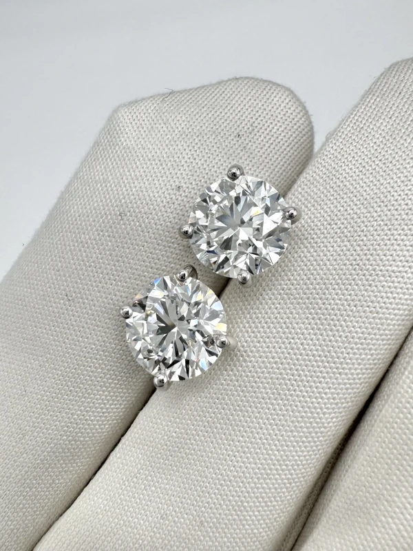 No name ROUND DIAMOND 2.00-2.03CT G/VVS2 EARRING (GIA) 2.00-2.03CT G/VVS2 (GIA) 3