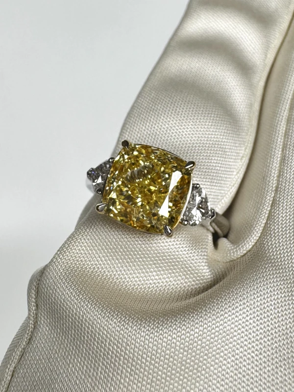 No name CUSHION 5.02 CT FANCY YELLOW/VS2 RING (GIA) NN5.02FY/VS2 4