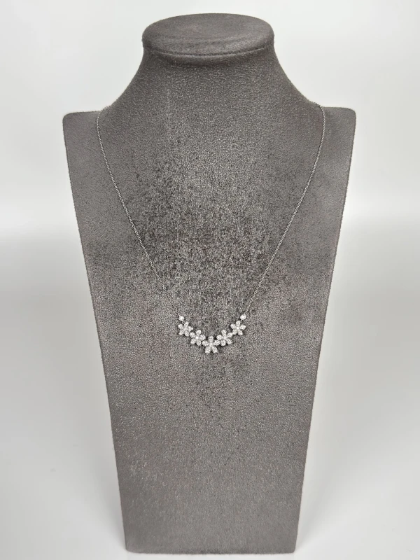 GRAFF WILD FLOWER DIAMOND LINE PENDANT RGP778 4