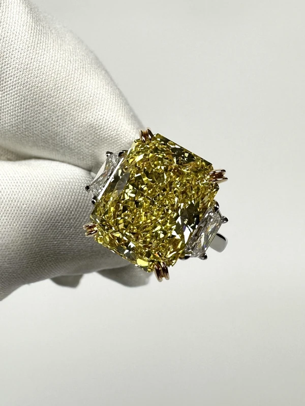 Bvlgari DIAMOND 8.08 CT FANCY VIVID YELLOW/VS2 RING (GIA) BVG8.08 5