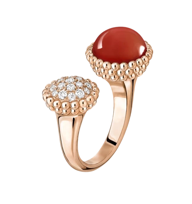 Van Cleef & Arpels. Perlée Couleurs Between the Finger Ring VCARO9SV00 1