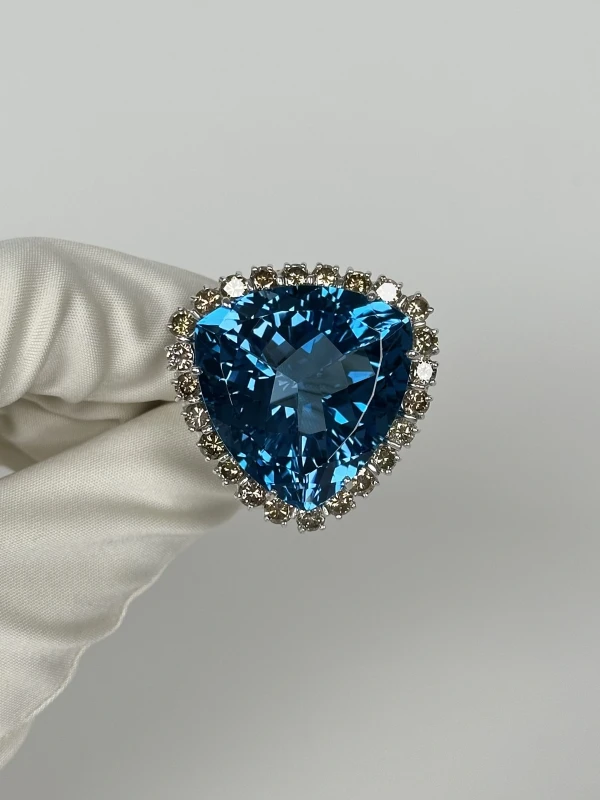 RalfDiamonds КОЛЬЦО LIMITED EDITION ТОПАЗ 115.4 CT Ralf Diamonds Limited Edition 2