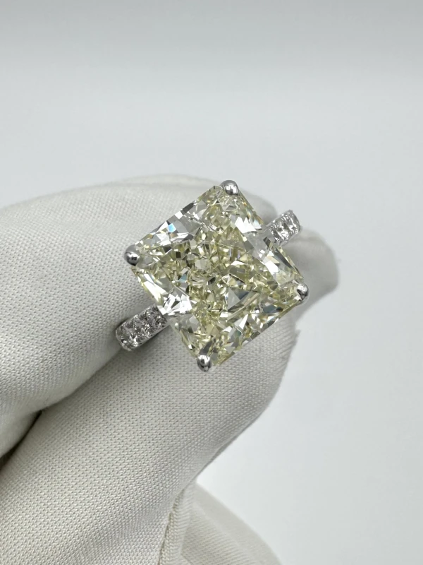 СЕРЬГИ NO NAME CUSHION DIAMOND 5.50 CT N/VS1 RING (SIZE 50) 272056 3