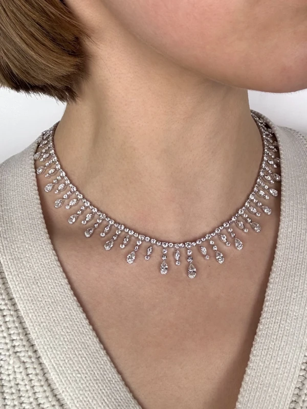 GRAFF White Gold White Pear Shape and Round Diamond Fringe 25.88 ct Set RGN977 5