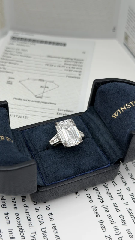 Harry Winston EMERALD-CUT DIAMOND 10.87 CT FL EX EX 10.87 FL 8