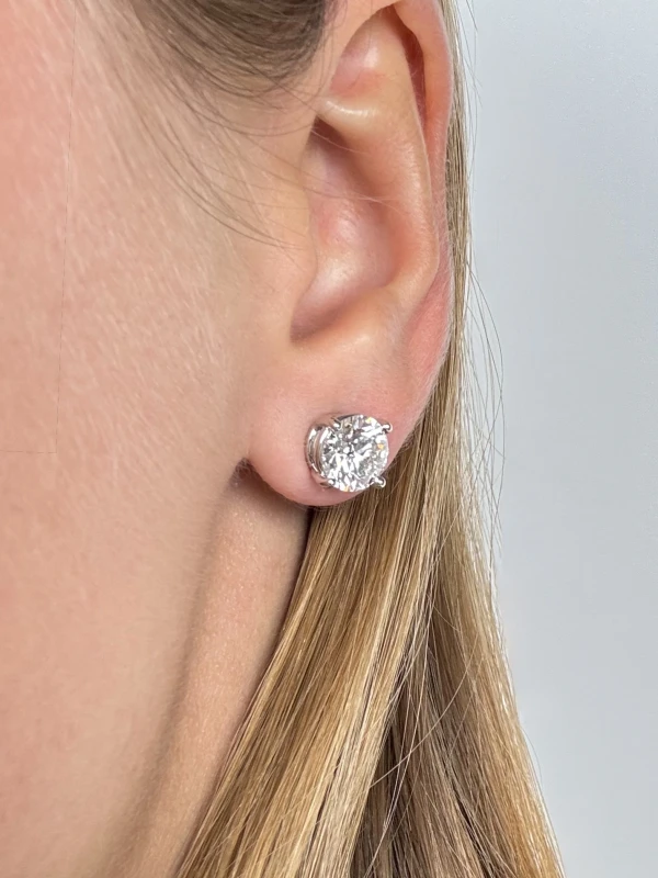 Tiffany & Co ROUND DIAMOND 2.01-2.01 CT G/SI1 EARRINGS TF2.01-2.01 G/SI1 2