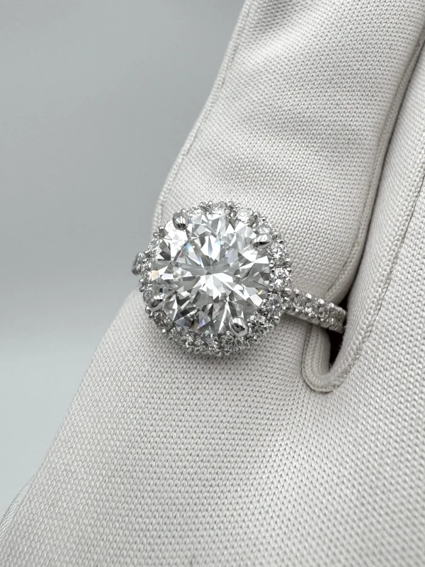 No name ROUND DIAMOND 2.53 CT F/VVS2 RING (SIZE 52) EXEXEX NN2.53 F/VVS2 5