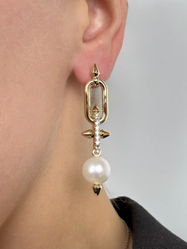 Tiffany & Co Tiffany Titan by Pharrell Williams Pearl Earrings in Yellow Gold with Diamonds 73122198 2