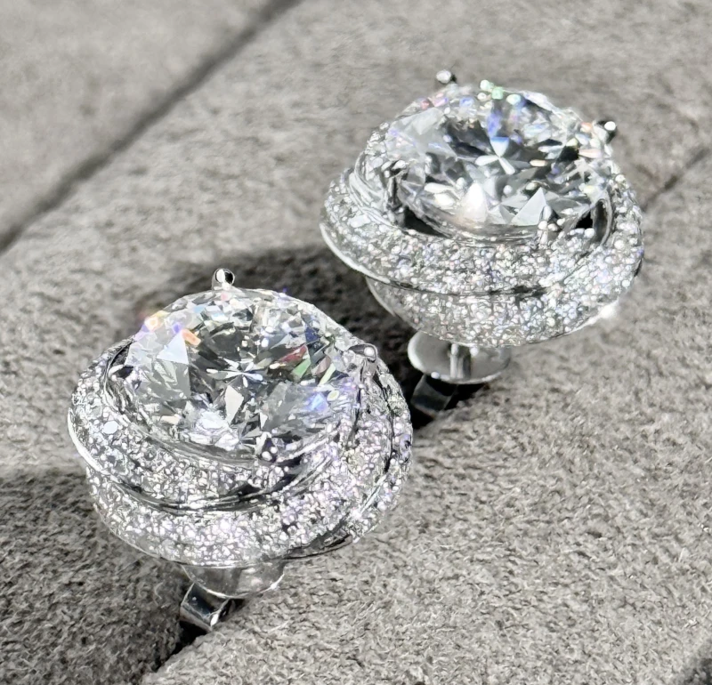 Earrings without a brand ROUND DIAMOND 3.01-3.02 CT D/INTERNALLY FLAWLESS EXEXEX EARRINGS (GIA) (TYPE IIA/TYPE IIB) NN3.01-3.02CT D/IF 4