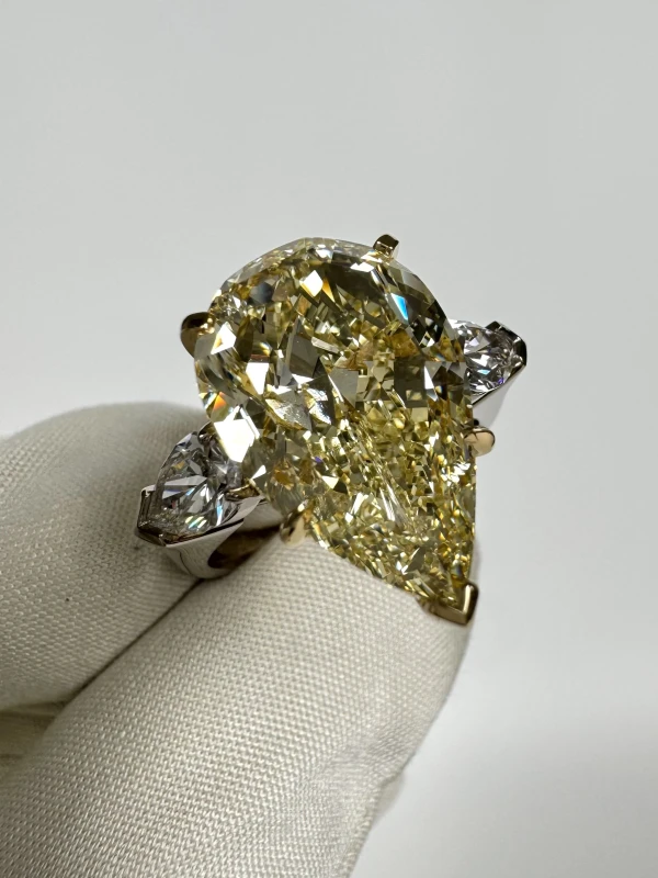 Earrings without a brand PEAR DIAMOND 10.02 CT Y to Z/VS2 RING (GIA) NN10.02-885 4